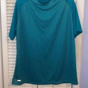 Starter Teal workout top.